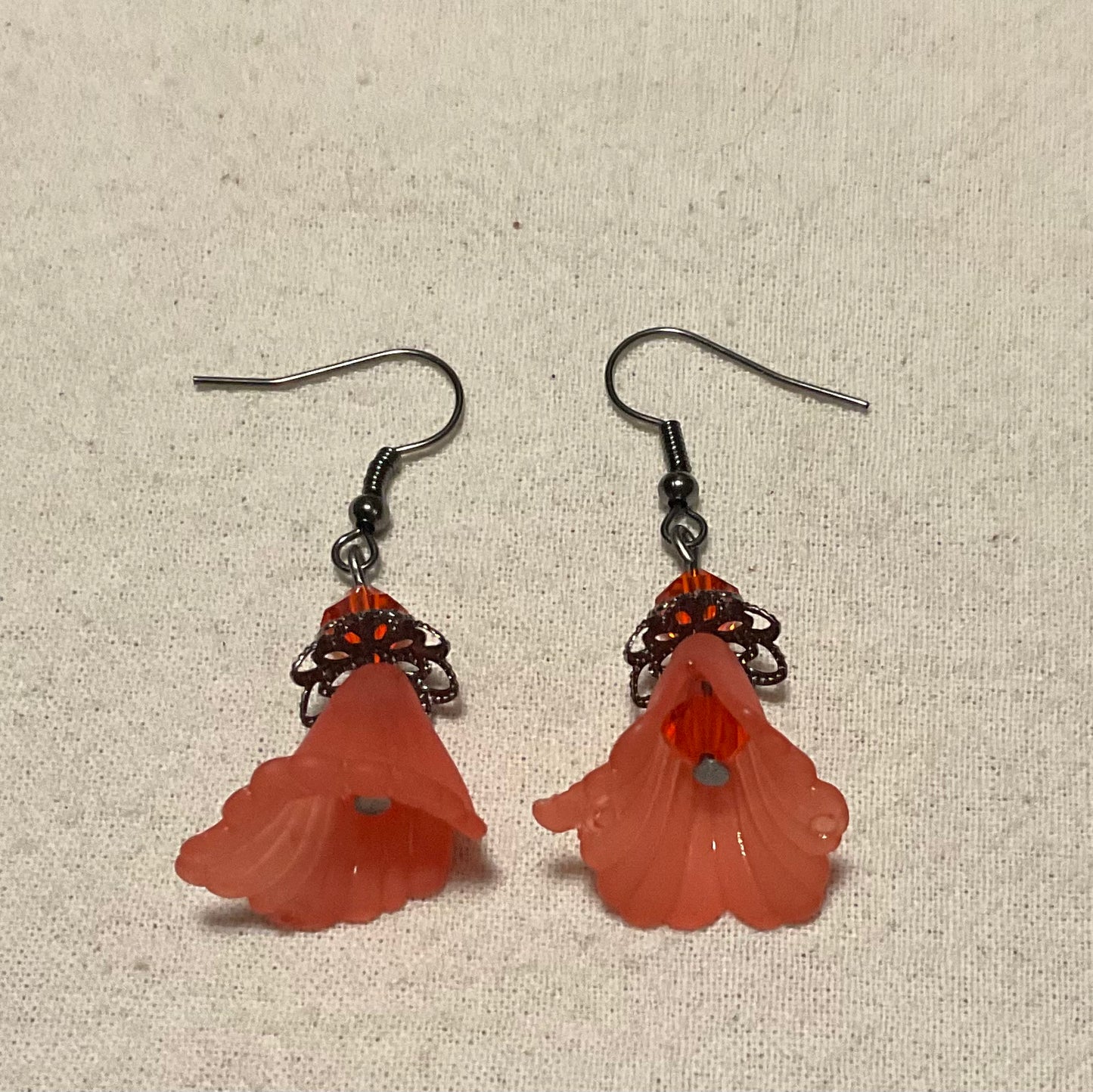 Fancy Calla Lily Flower Drop Earrings, Style #13, Black