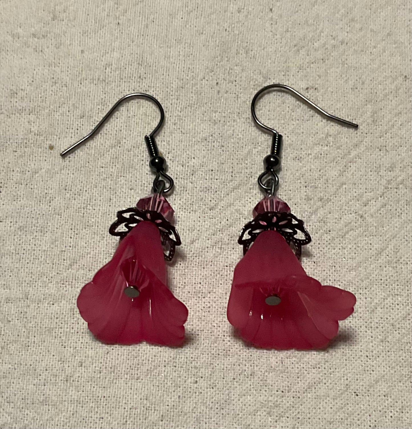 Fancy Calla Lily Flower Drop Earrings, Style #13, Black