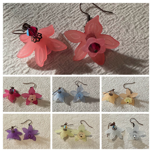 Daffodil Flower Drop Earrings, Style #16, Antiqued Copper