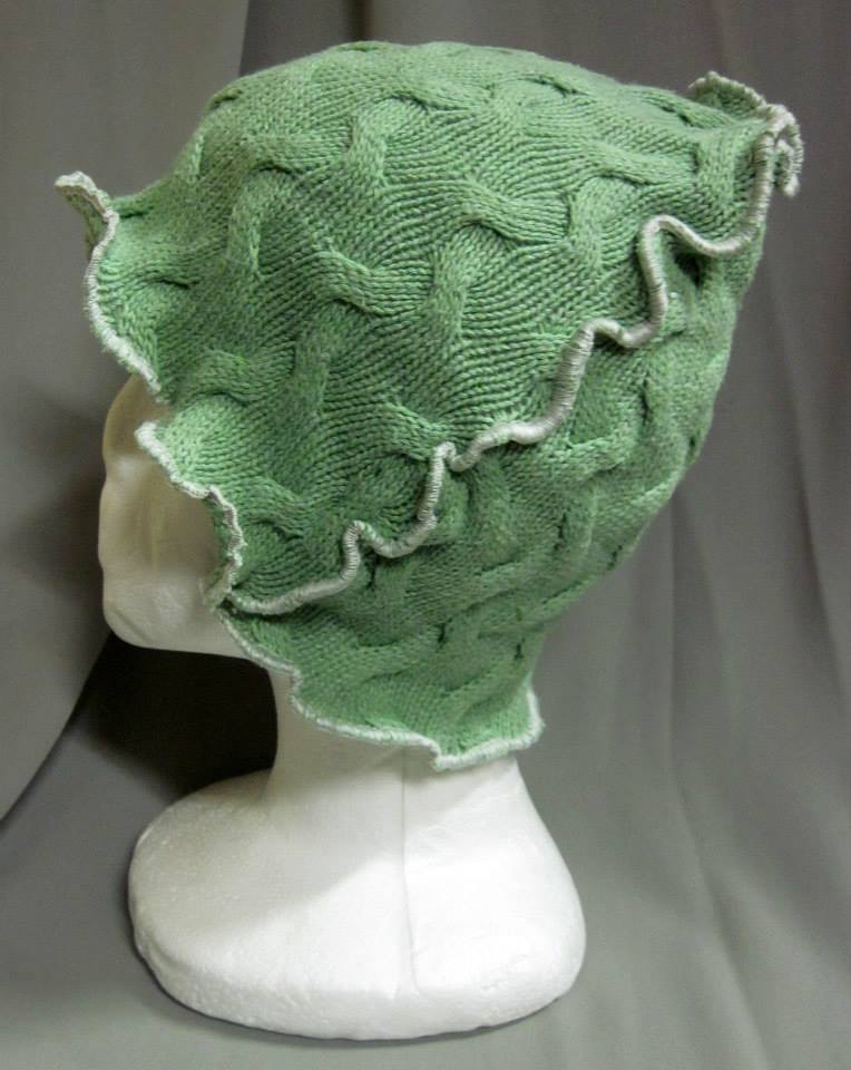 Green Cabled Beanie with Cream Trim