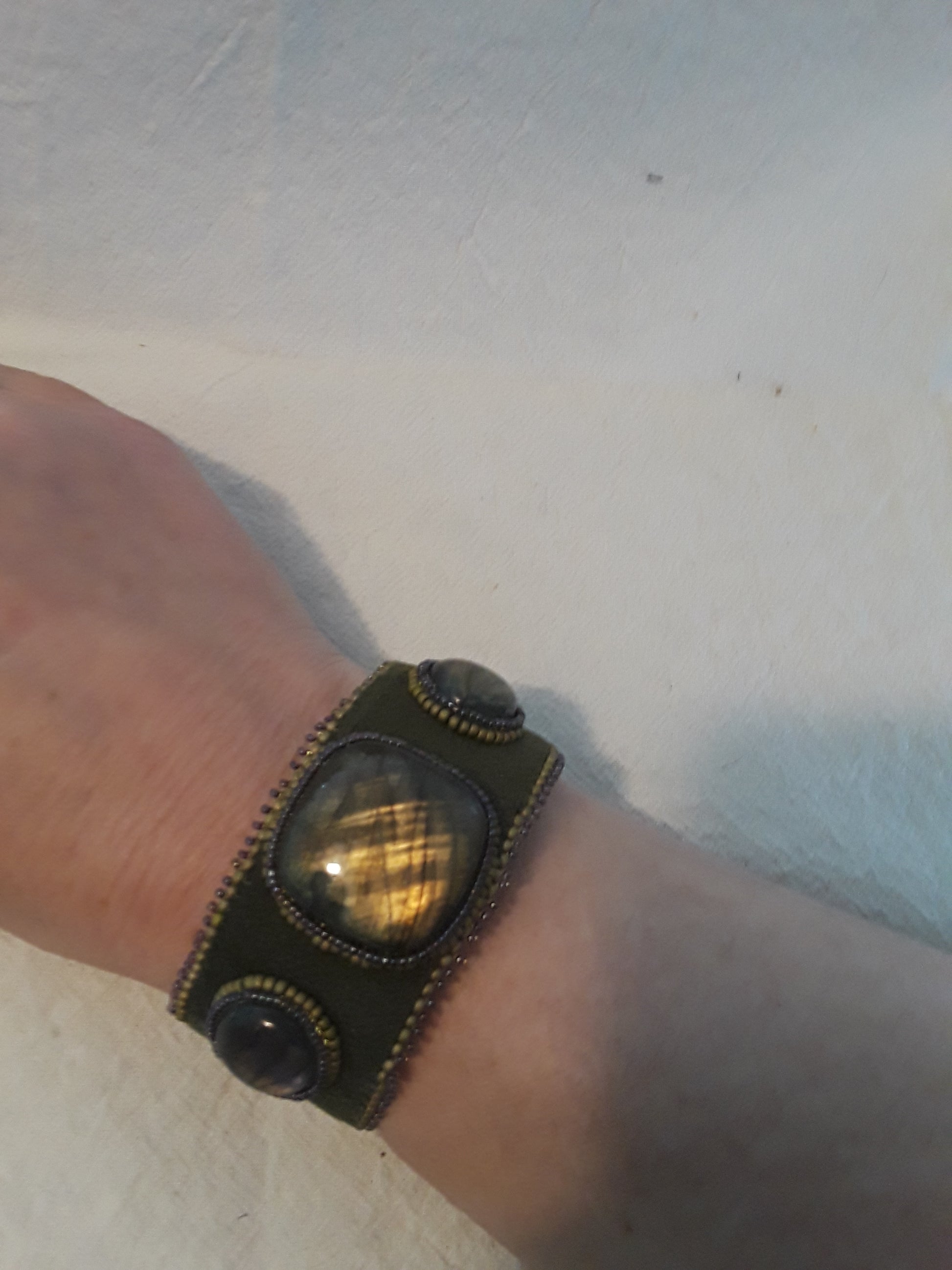 Lab cuff