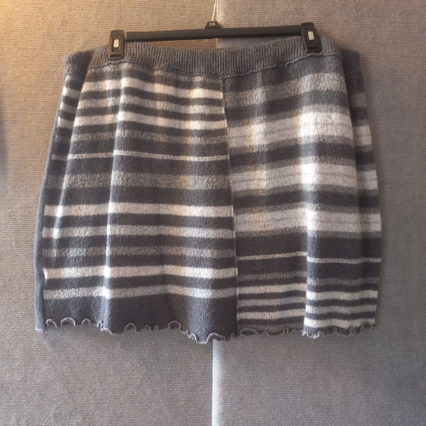 Grey & White Striped Mini Skirt (3X)