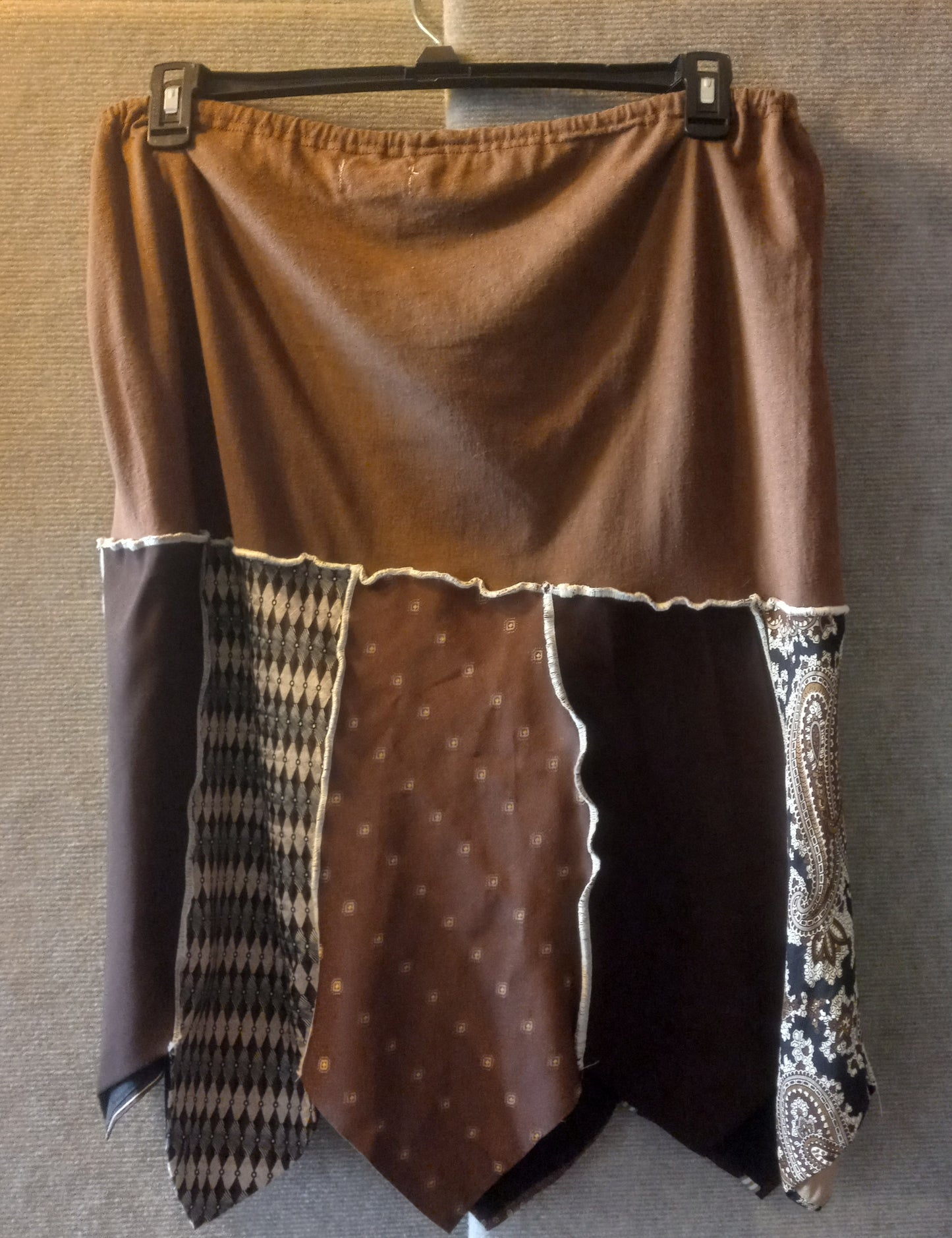 Tan & Brown NeckTie Skirt /Top (L/XL)