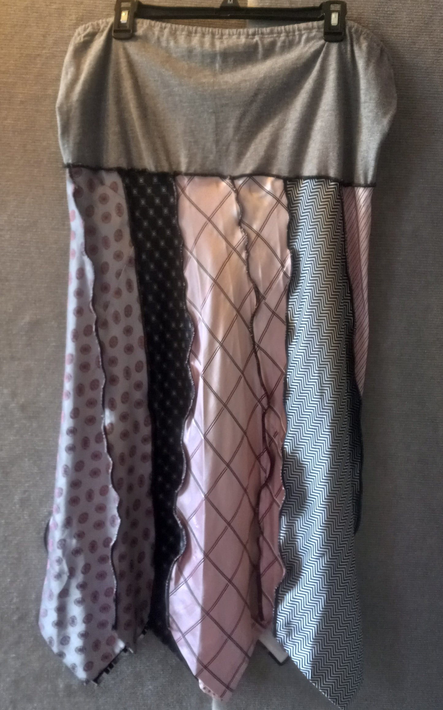 Grey & Pink NeckTie Skirt /Top (S/M)