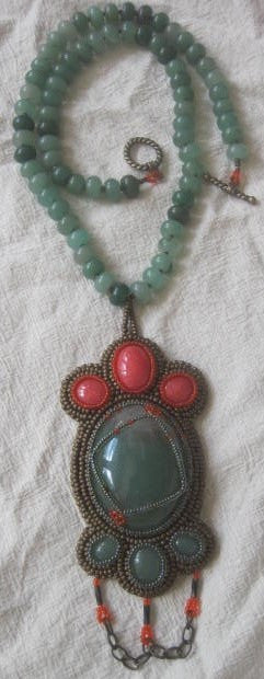 Green Aventurine & Coral Bead Embroidered Cabochon Necklace