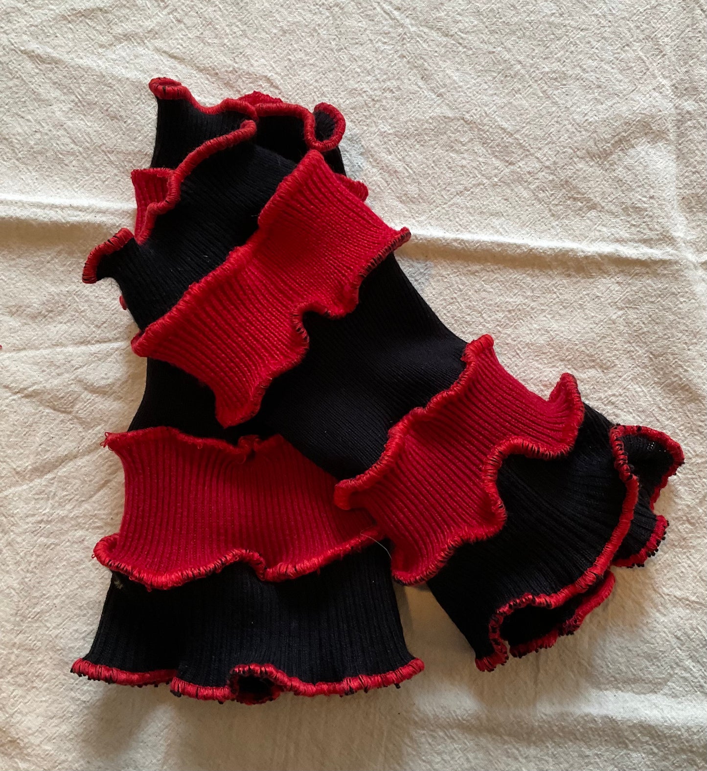 Black & Red Arm Warmers
